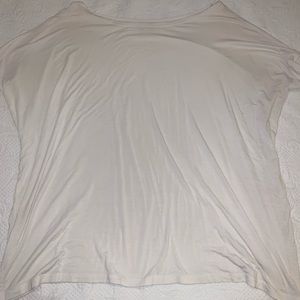 White Shortsleeved Piko
